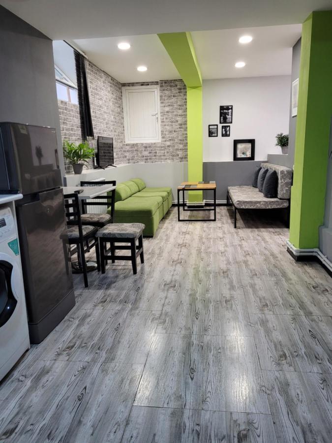 Дом 33 Возле Клиники Астхик Vila Erevan Exterior foto
